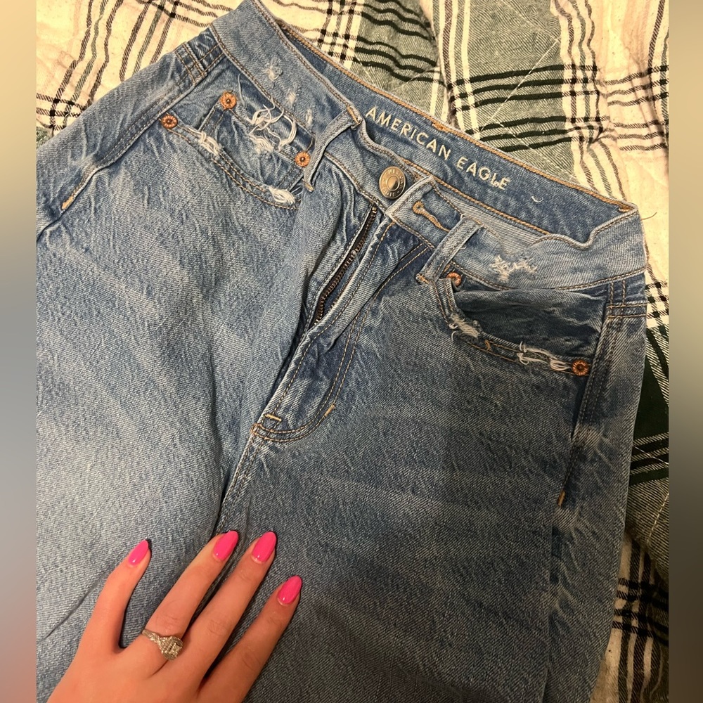 American Eagle Baggy Jeans